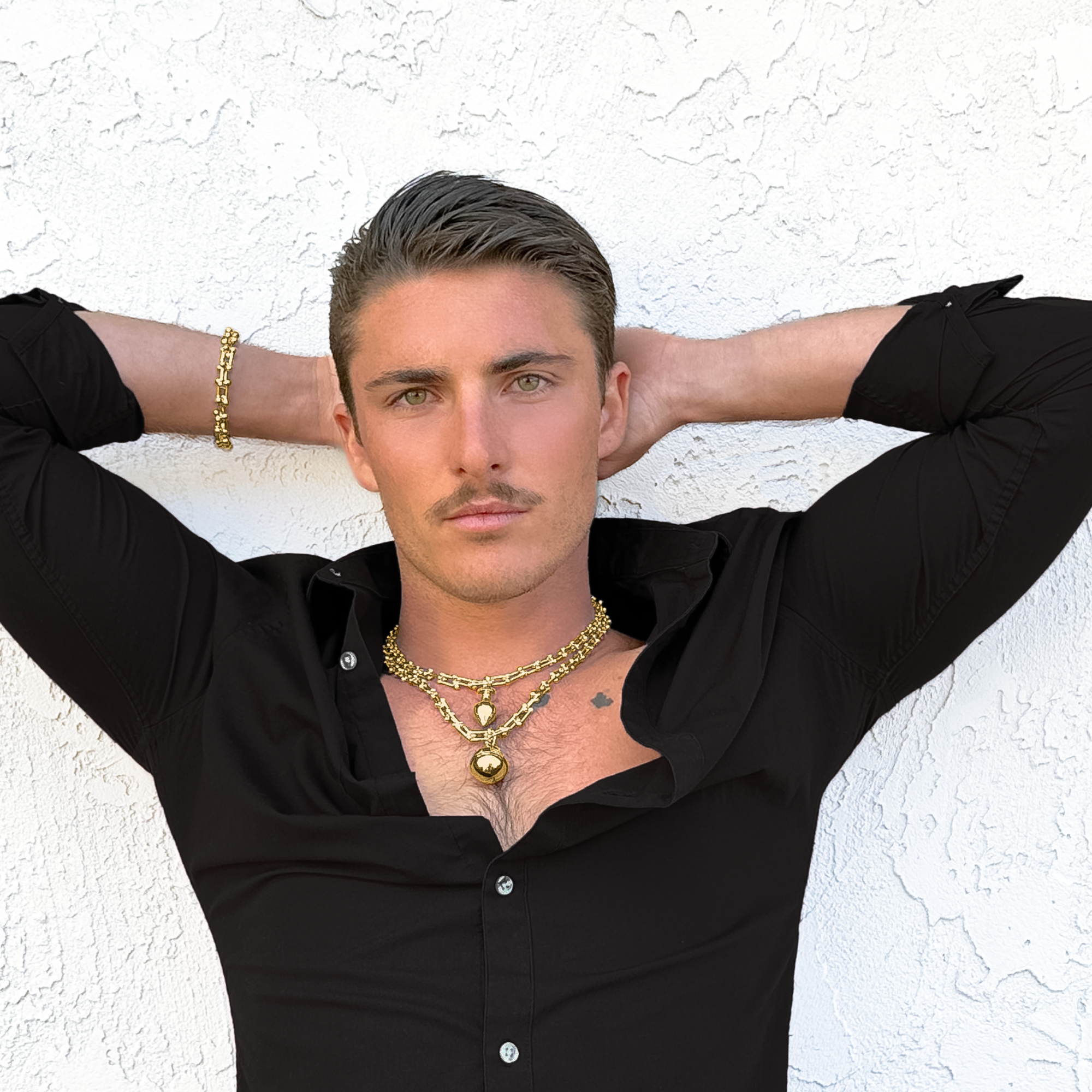 Double Tour Link Necklace in Yellow Gold